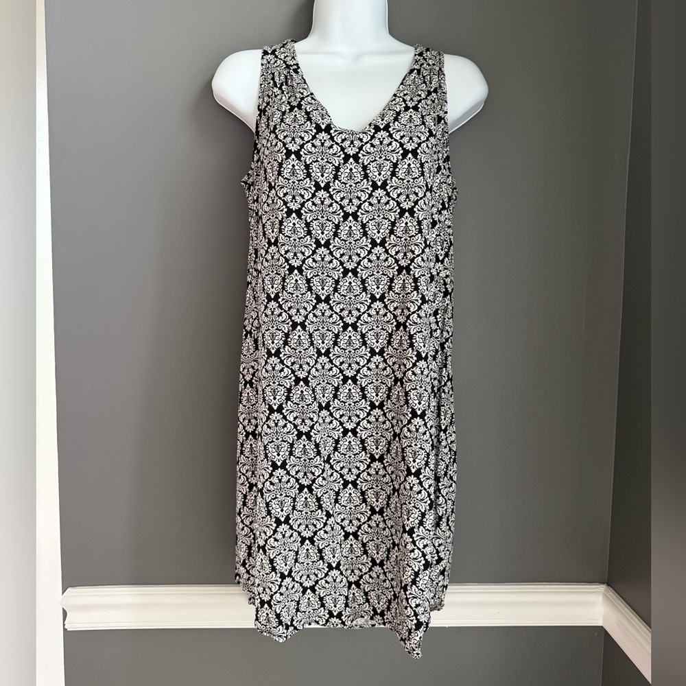 Old Navy Shift Dress, Damask Pattern, size Small